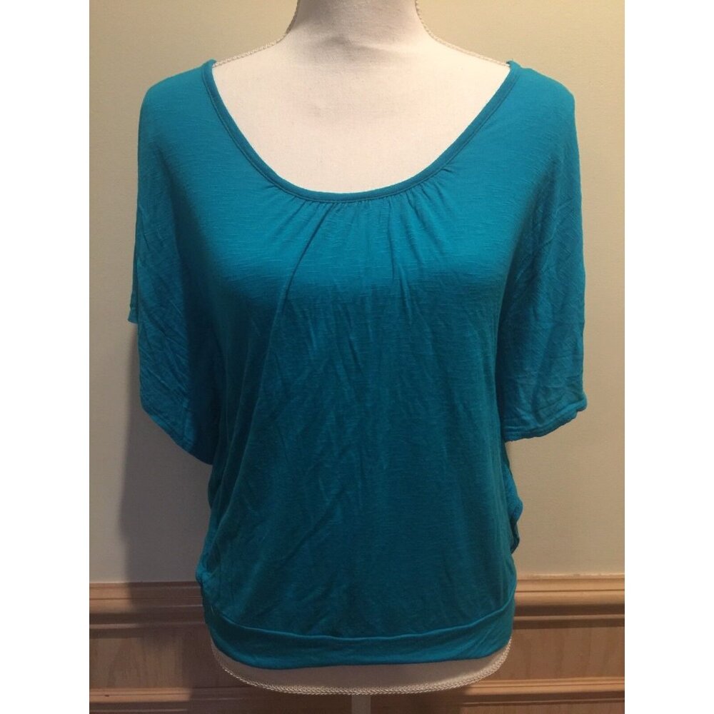 Forever 21 ~ Causal Top/Blouse ~ Size Small ~ Greenish Blue Color